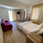 Eda Hotel 2*