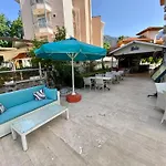 Eda Hotel 2*