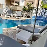 Eda Hotel 2*