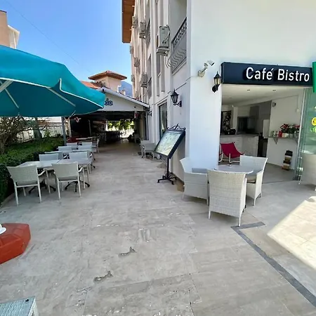 فندق Eda 2*